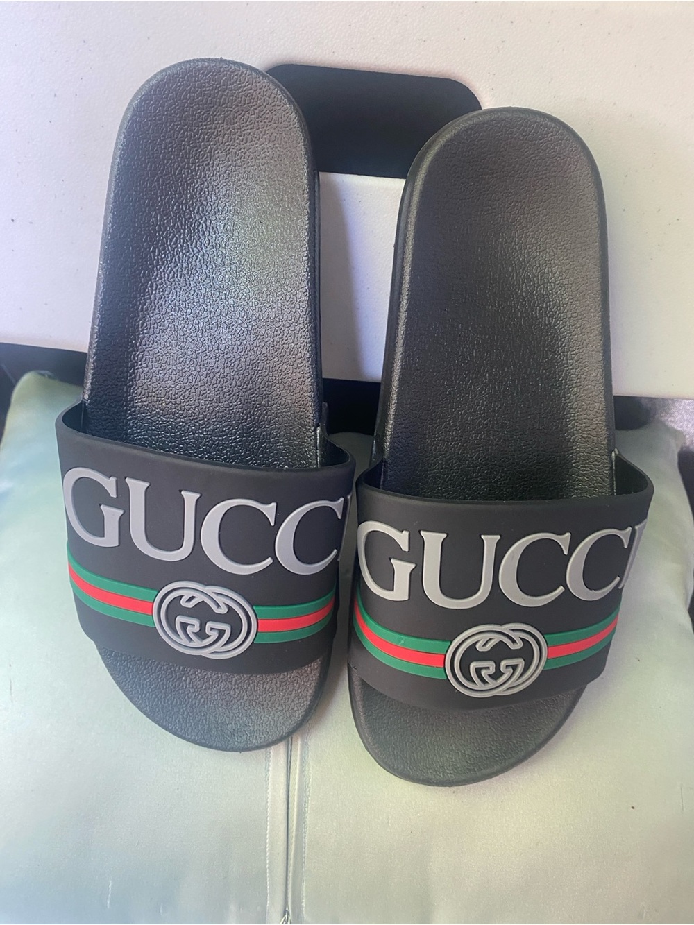 Like new slip on Sandals 
Soft and comfortable